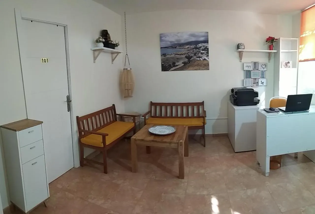 Kiki Vivienda Bed & Breakfast San Isidro  0*, San Isidro (Tenerife)